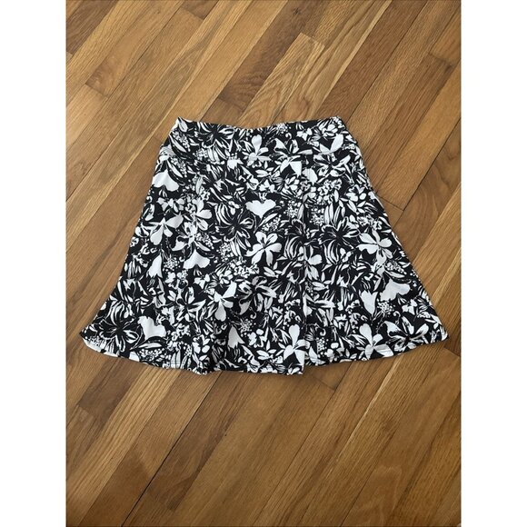 Dona Jo Women's Alpine Black /White Floral Skort Tennis Golf Size M - Picture 7 of 8